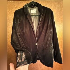 Ruff Hewn Grey Brand Black Velvet Lace Cuff Jacket Women’s M